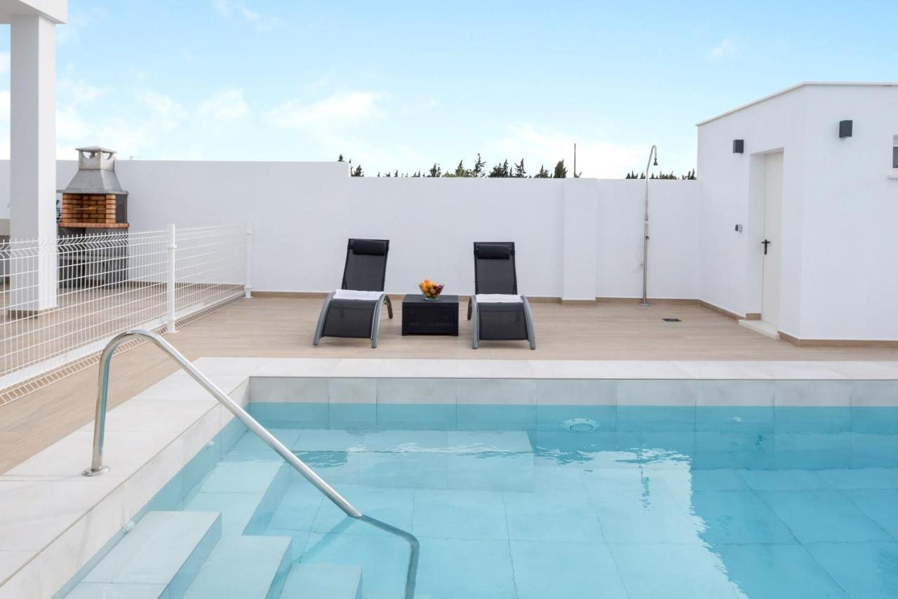 Villa Sandra Solo Familias Cadiz Exterior photo